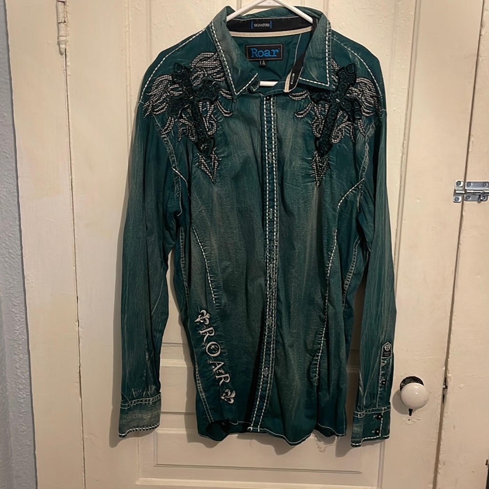 Roar Affliction XL mens button up shirt